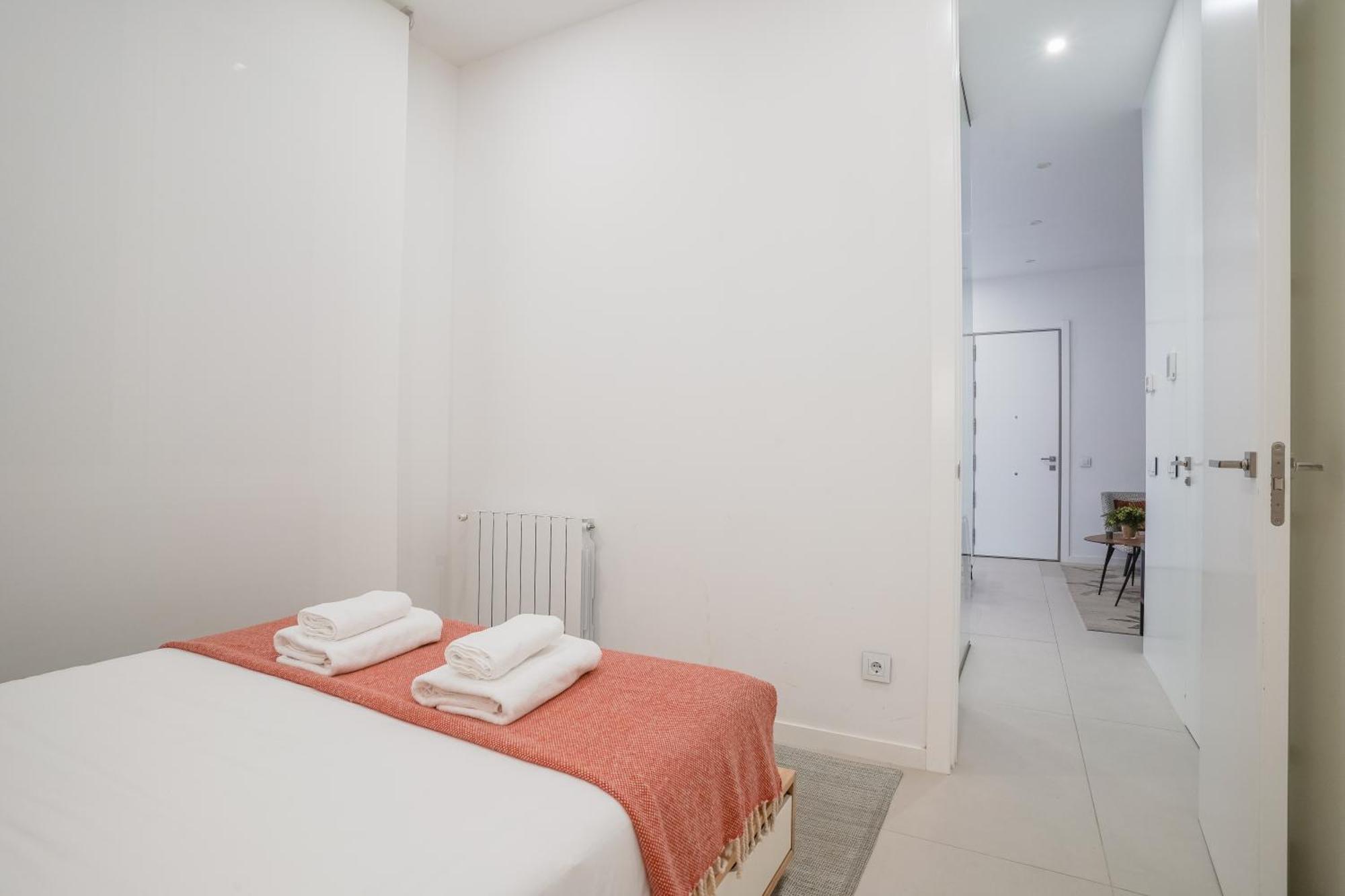 Modern Apartment-1bedroom 1bath-prosperidad Apartment Madrid